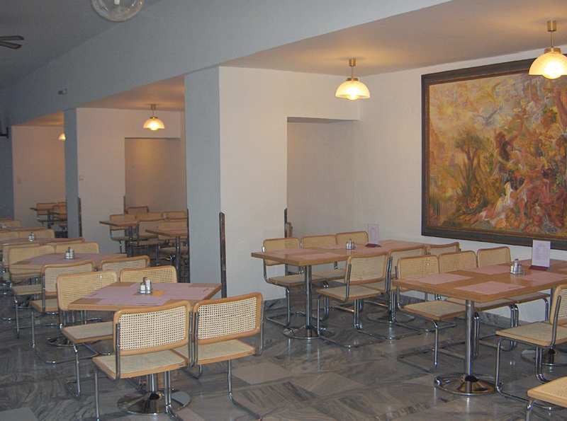 Axa Hotel 12/25