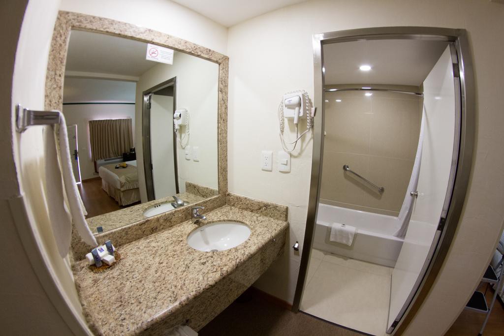 Comfort Inn Monclova 15/31