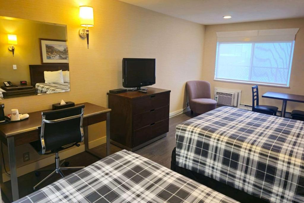 Rodeway Inn & Suites Kamloops 5/13