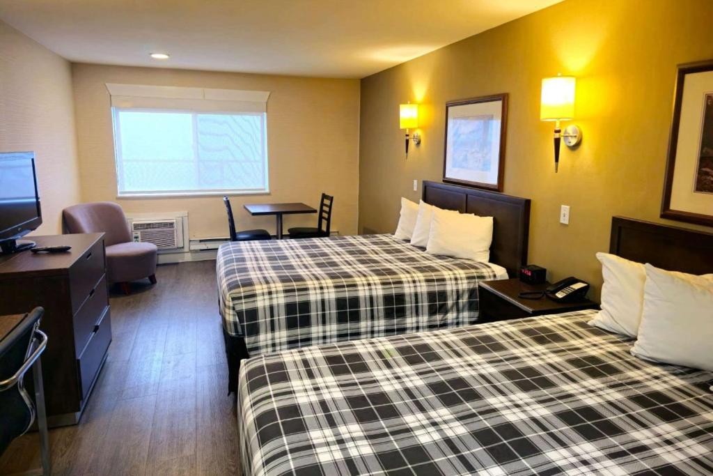 Rodeway Inn & Suites Kamloops 6/13