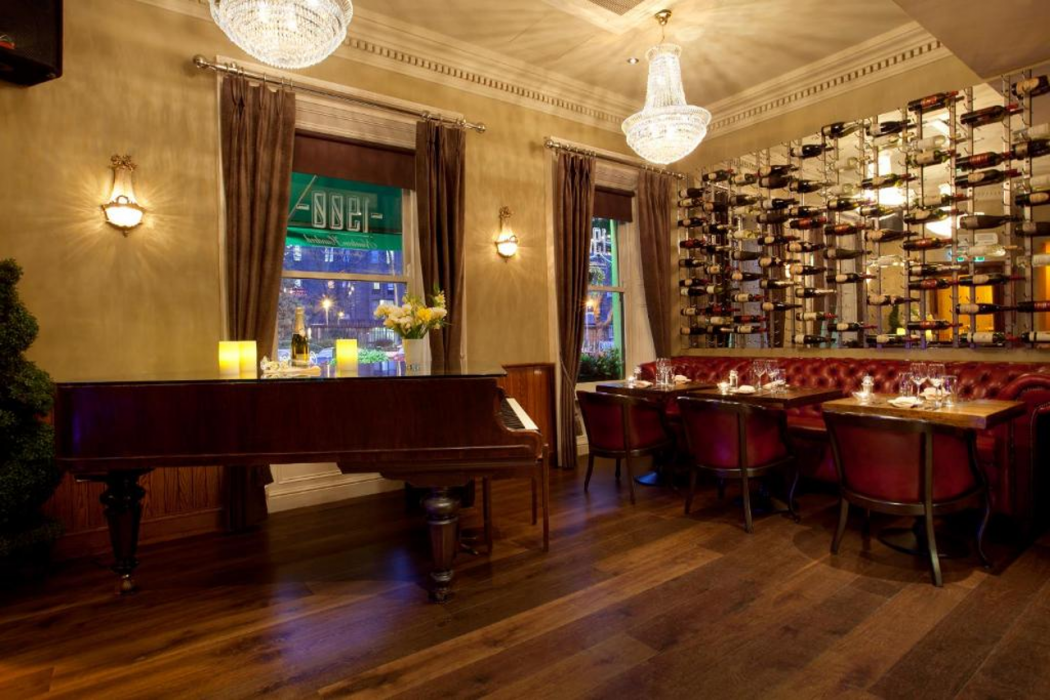 The Harcourt Hotel 24/49