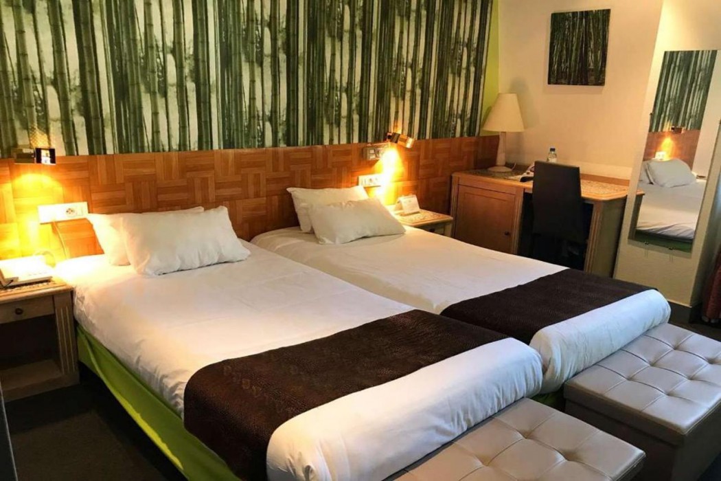 Brit Hotel Aux Sacres - Reims Centre 4/51