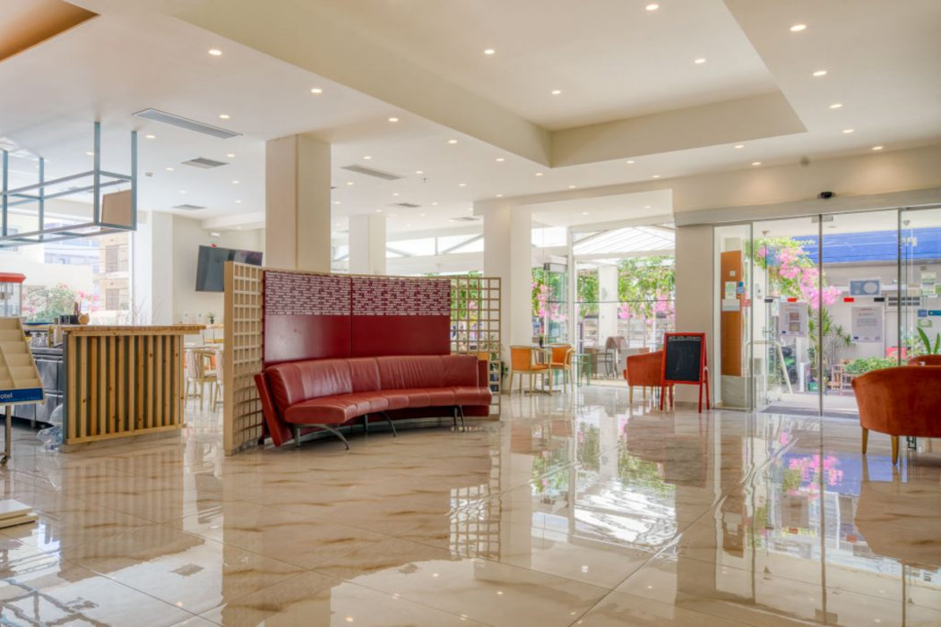 Arte Hotel 33/66