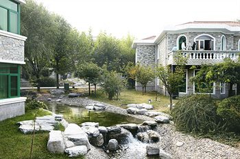 Fragrant Hill Empark Hotel 1/55