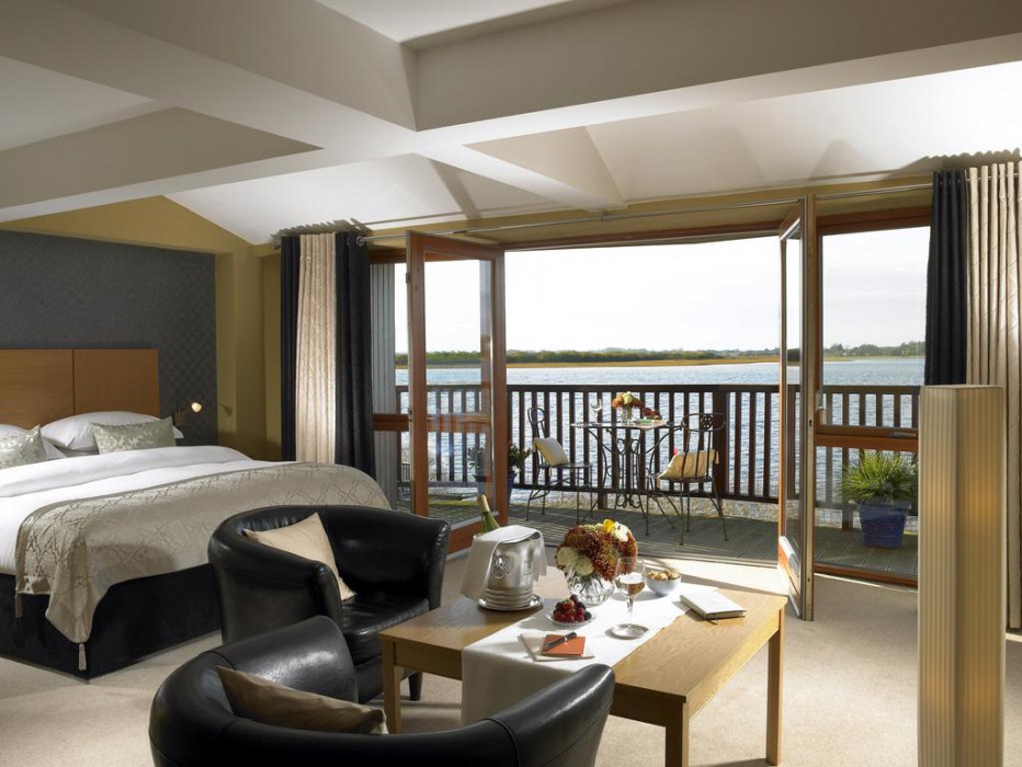 Wineport Lodge 6/26