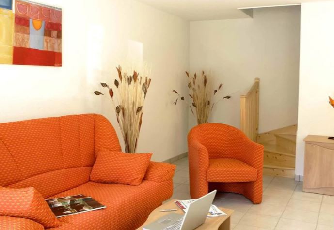 THREE BEDROOM APARTMENT FOR 8 PERSONS