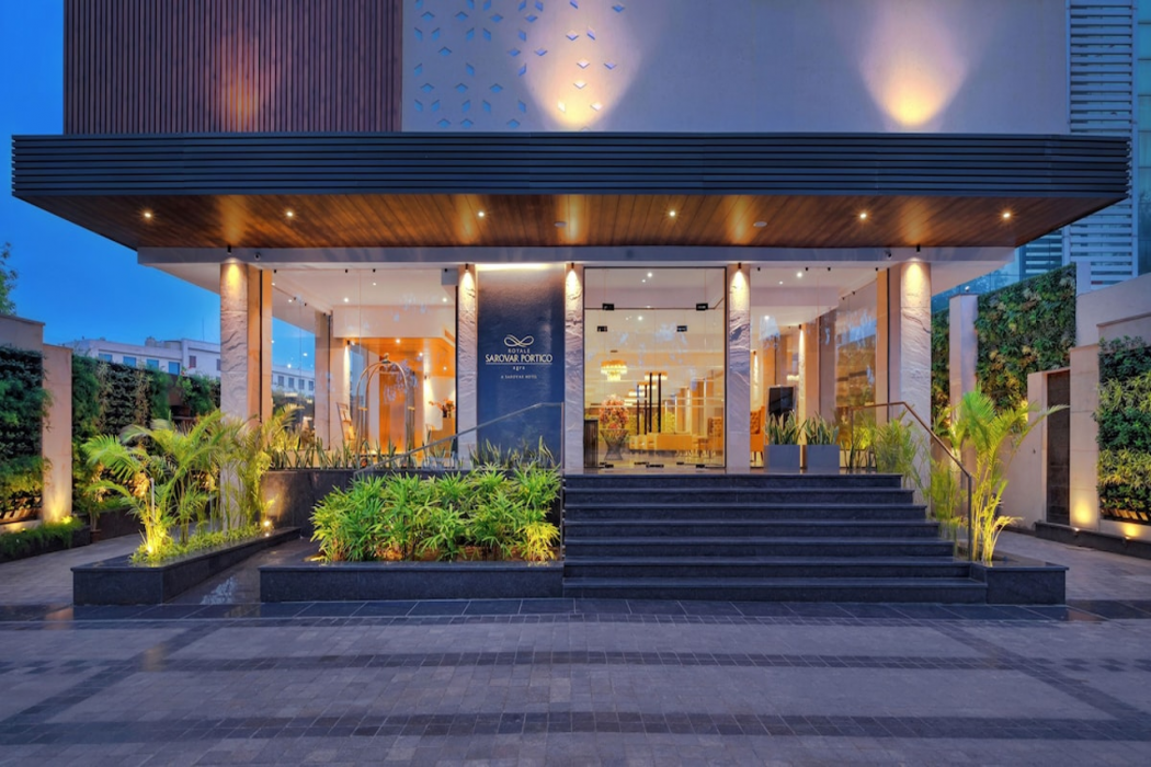Royale Sarovar Portico Agra 1/65