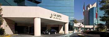 Hotel La Joya 1/19