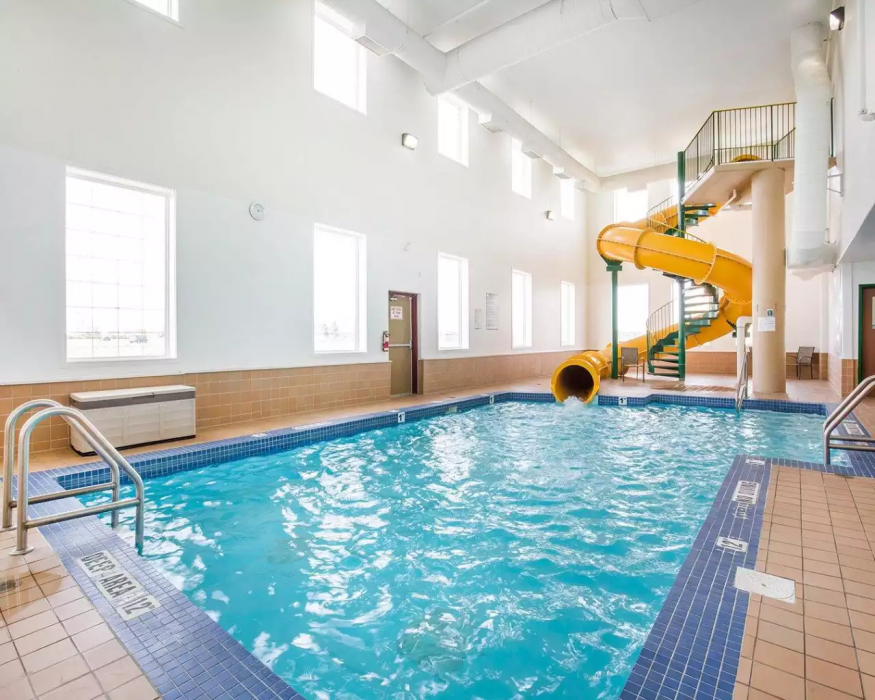Quality Inn and Suites Lethbridge East 35/52