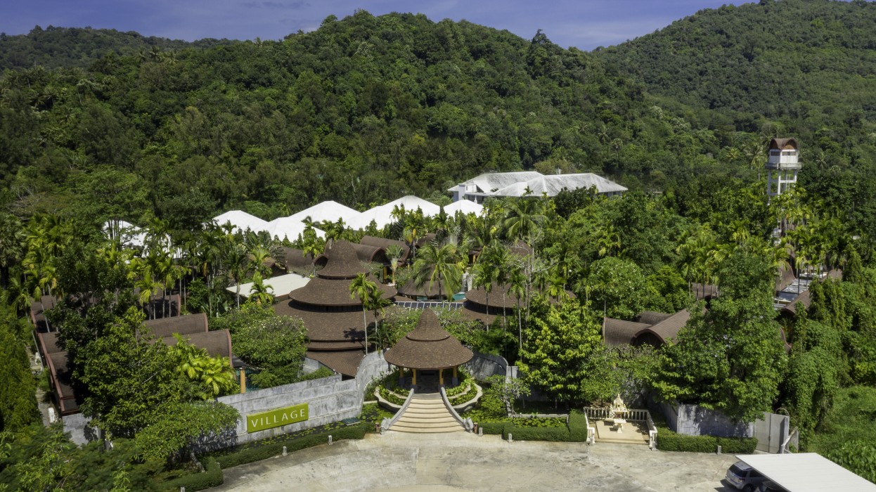 The Village Resort 6/37