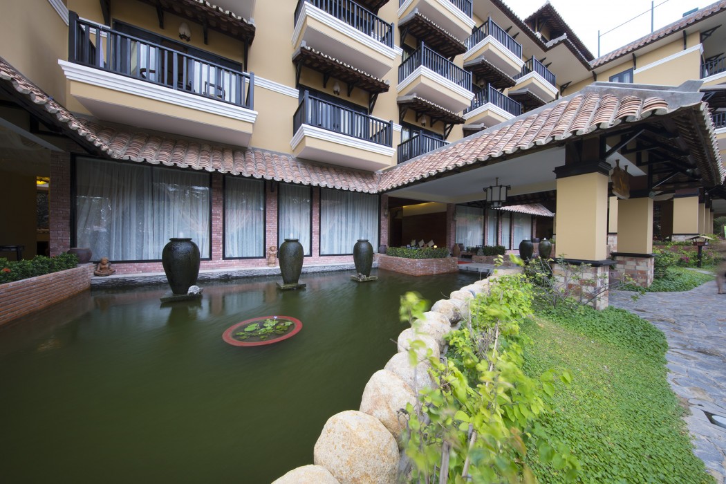 Seahorse Resort 7/99