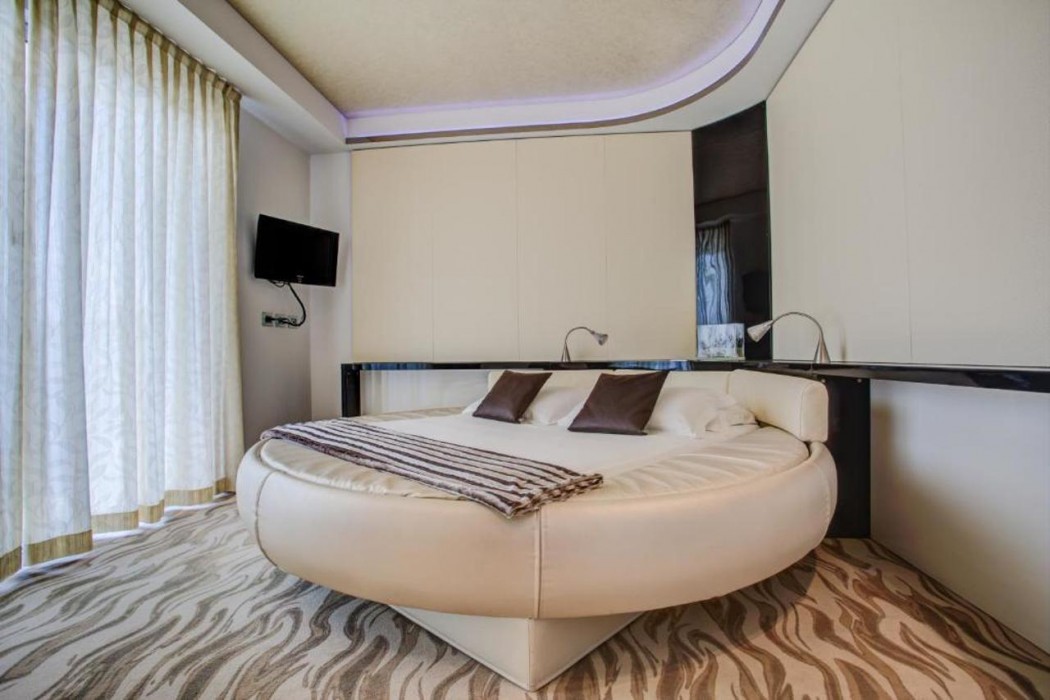 Hotel Premier & Suites 12/60