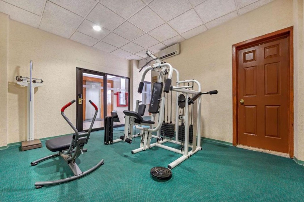 Quality Inn Aguascalientes AGU 24/37