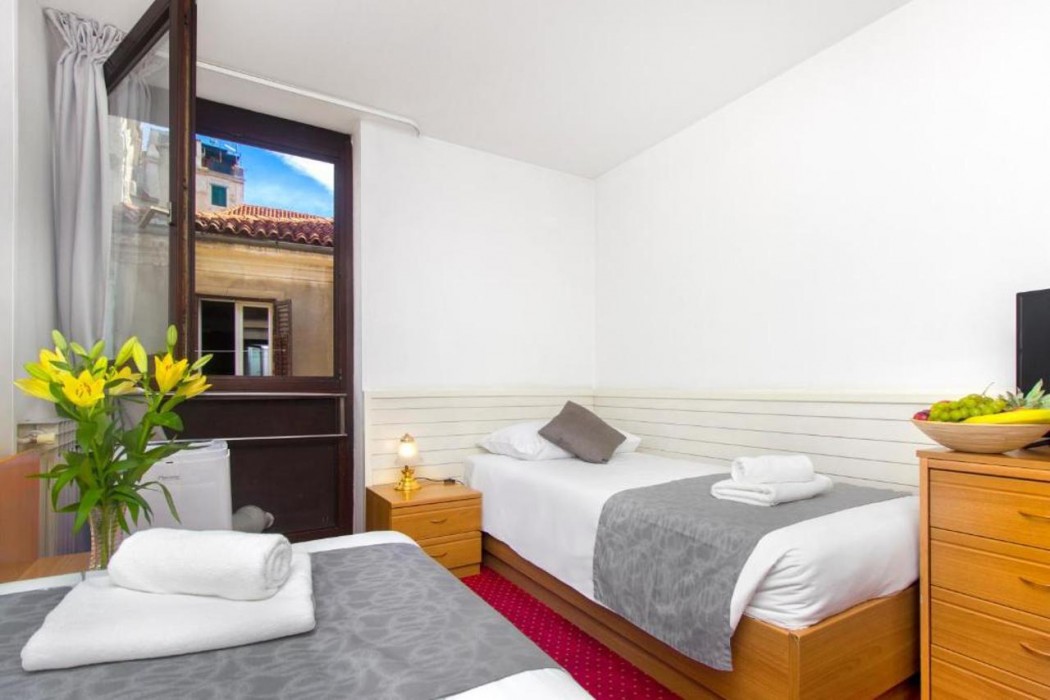 Jadran Hotel Sibenik 15/60