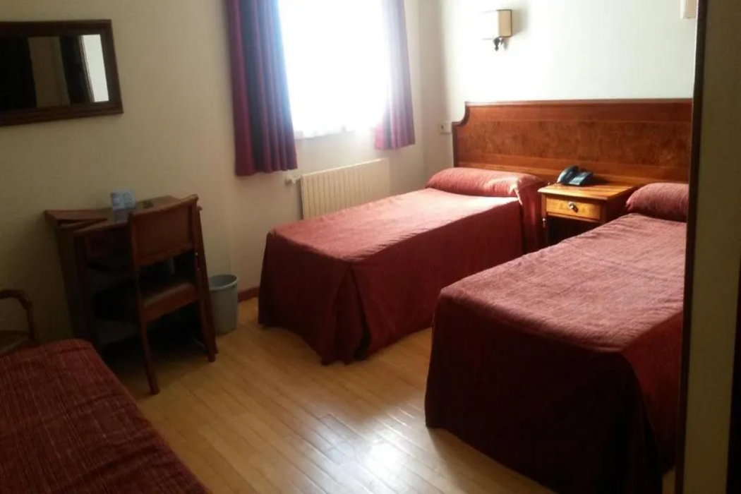 B&B HOTEL Gijon Centro Begona 12/28