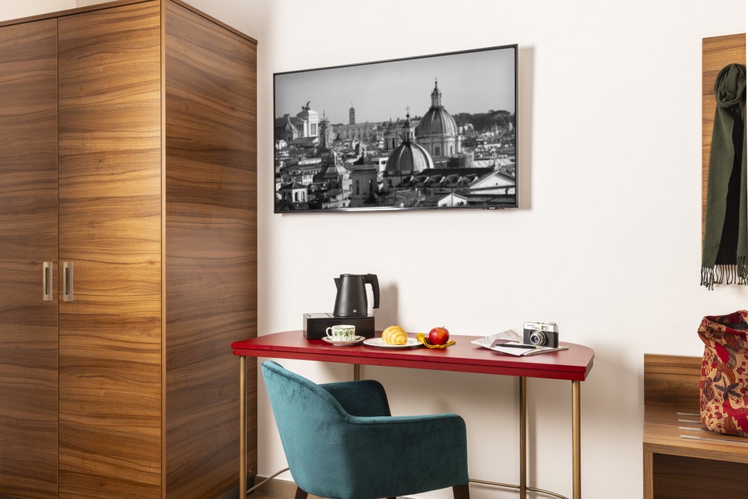 Adoro Hotel 34/72