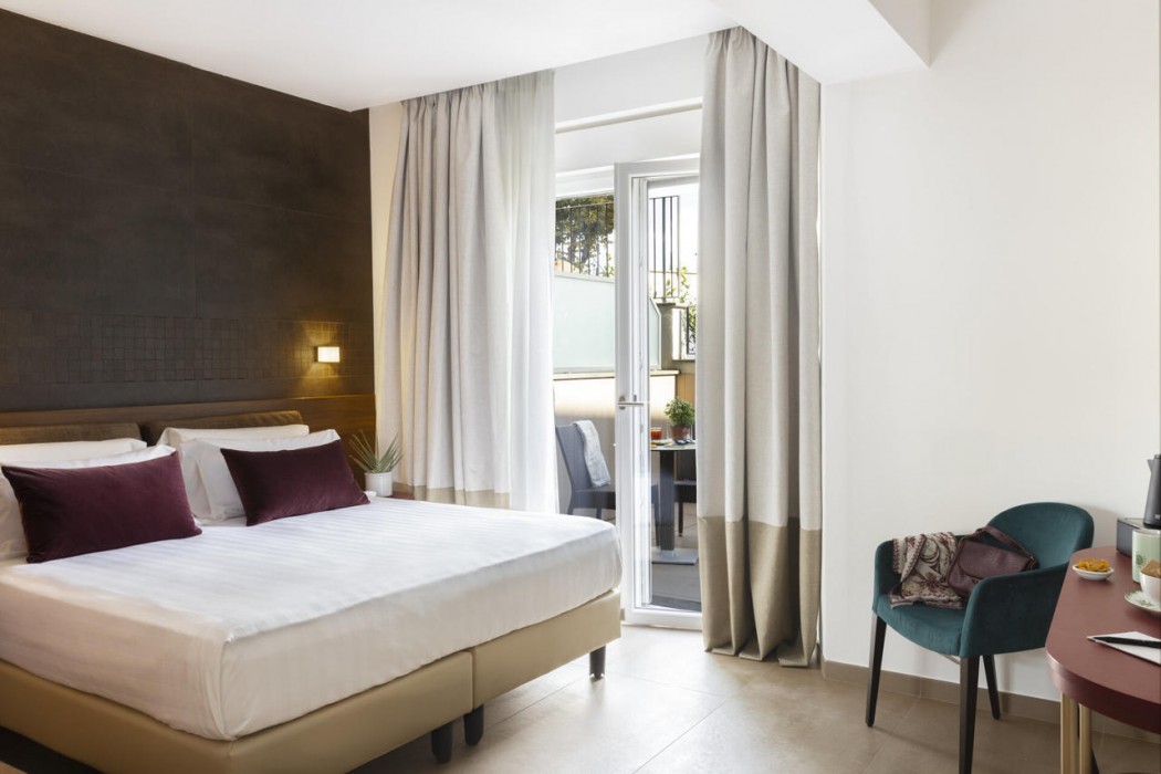 Adoro Hotel 13/72