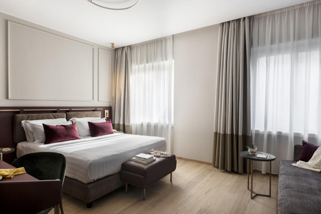 Adoro Hotel 16/72