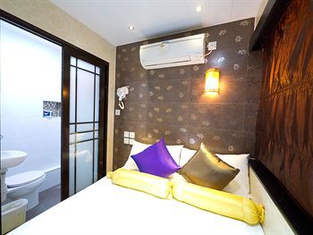 New International Guest House 1/16