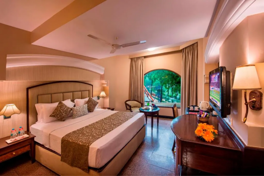 Lords Inn Vadodara 8/50