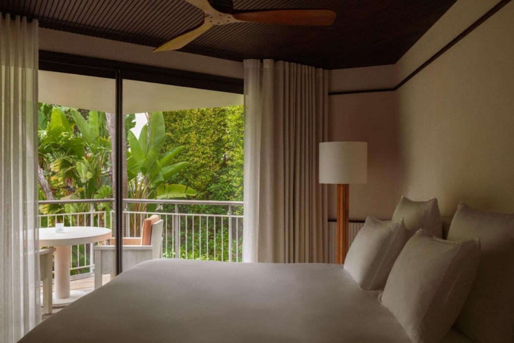 Cap D' Antibes Beach Hotel 25/45