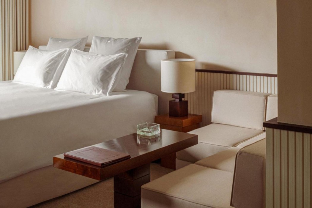 Cap D' Antibes Beach Hotel 11/45