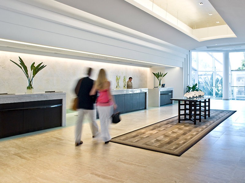Pier Sixty Six Hotel And Marina 7/69