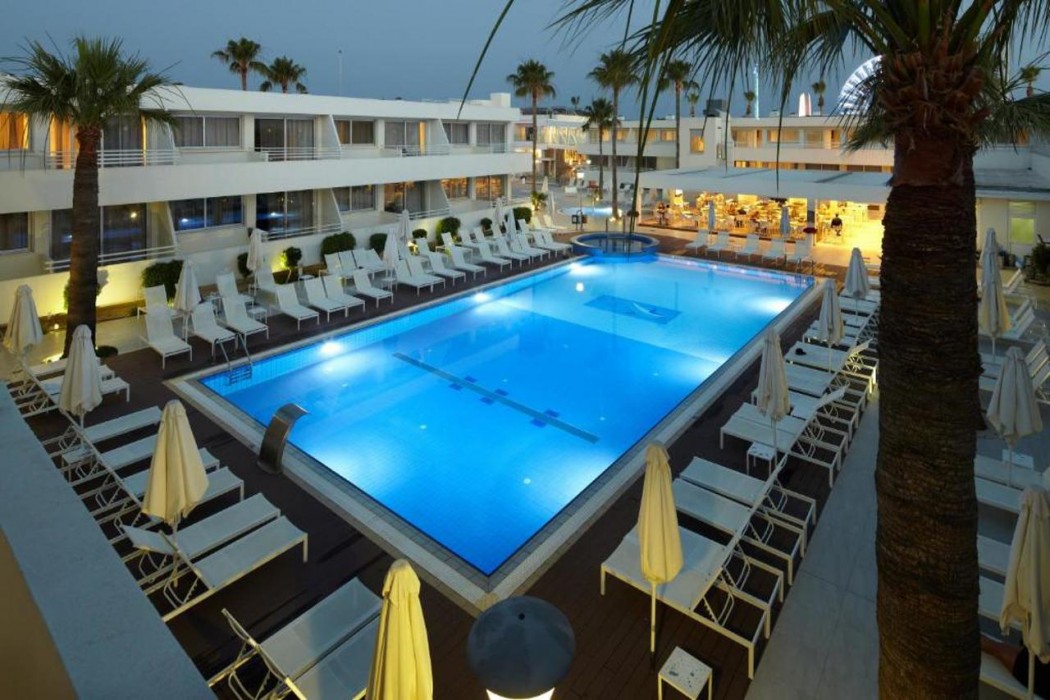 Melpo Antia Hotel & Suites 27/69