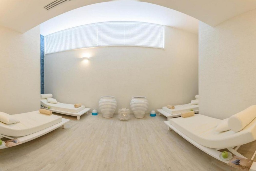 Melpo Antia Hotel & Suites 30/69
