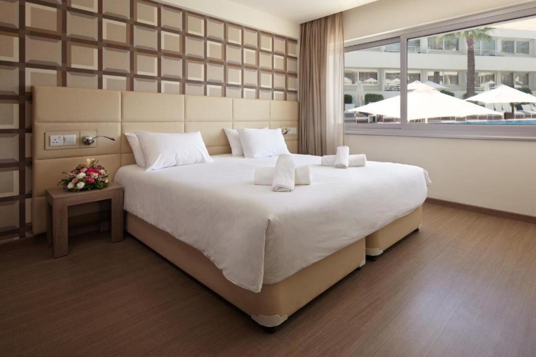 Melpo Antia Hotel & Suites 14/69