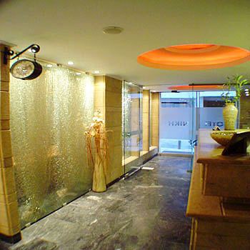 Niki Hotel 1/28