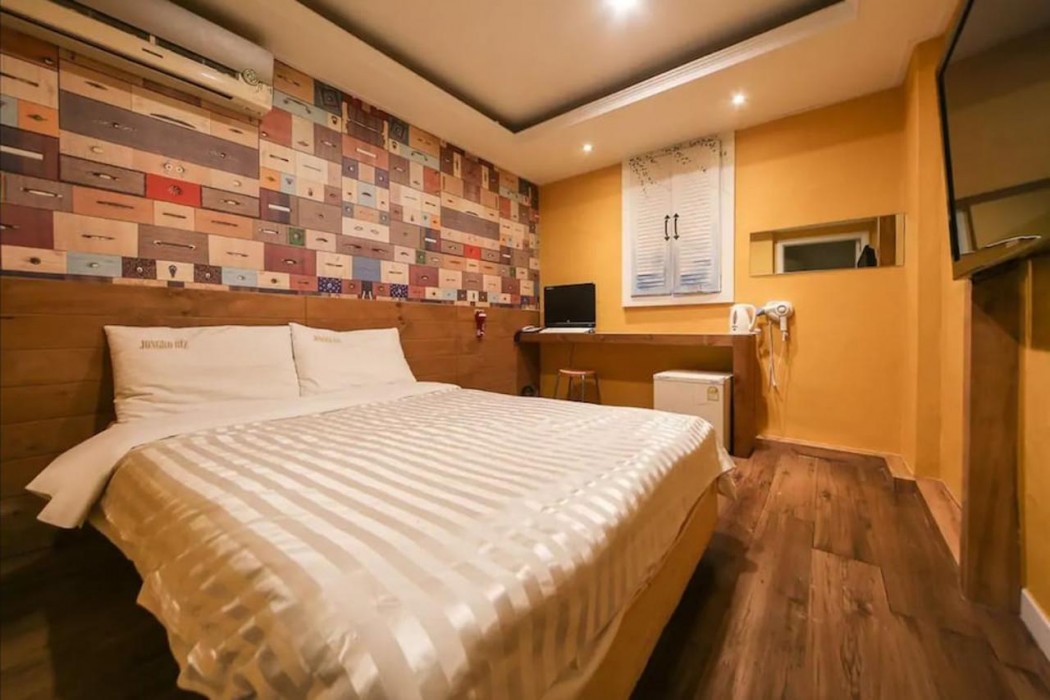 Hotel Tradiup by the Designers 14/50