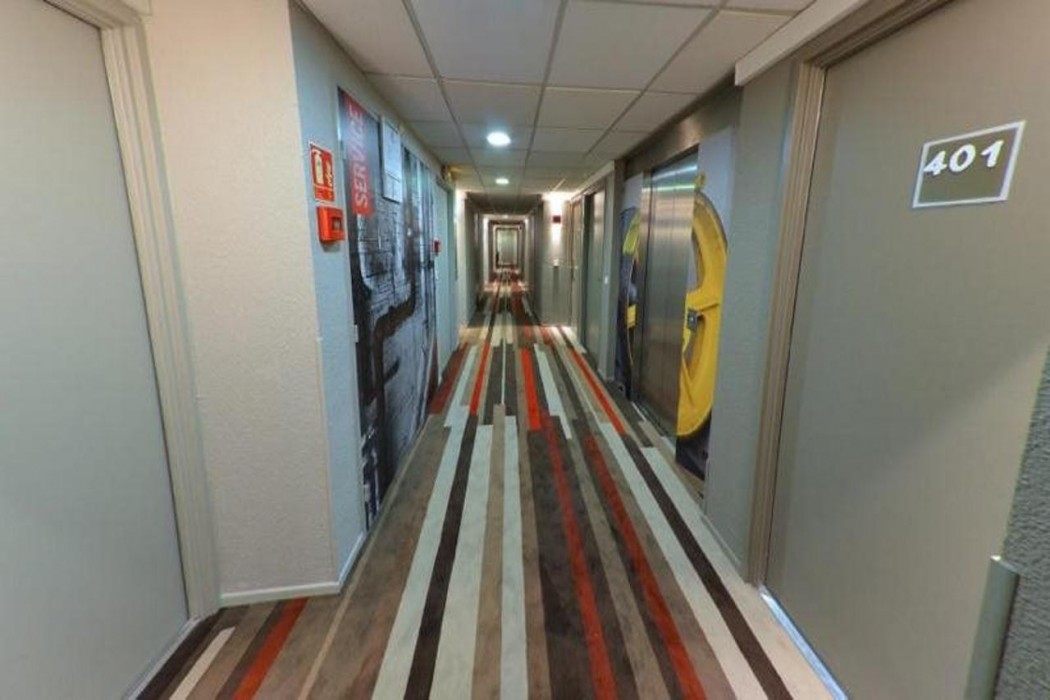 Hotel Mermoz Paris Le Bourget 1/53