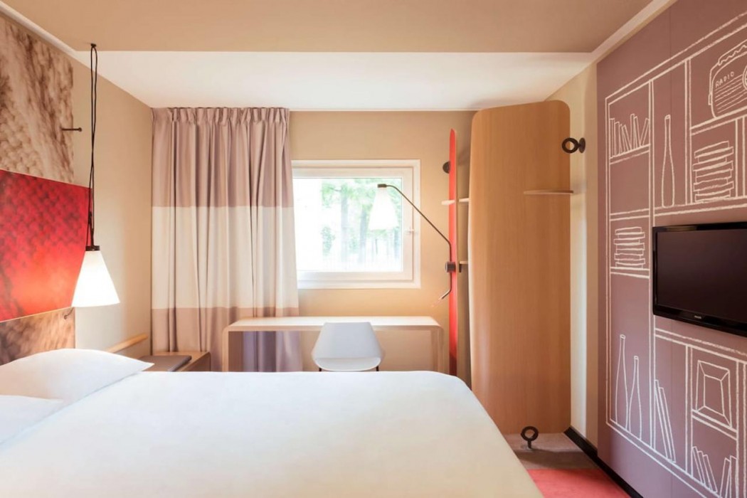 Hotel Mermoz Paris Le Bourget 25/53