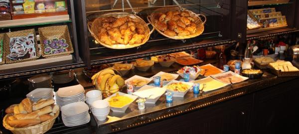 Hotel Kyriad Saint Quentin En Yvelines - Montigny 27/58