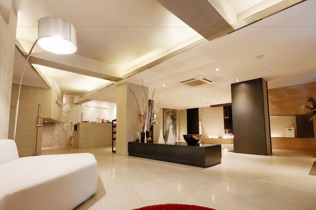 Tria Hotel 8/62