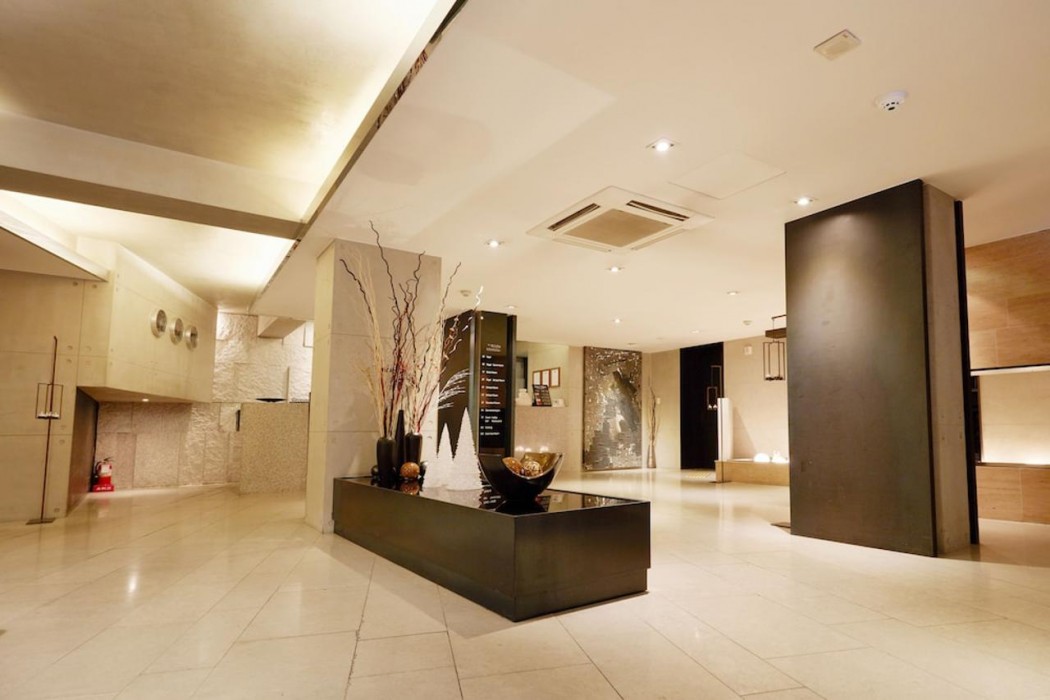 Tria Hotel 6/62