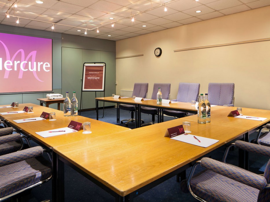 Mercure Newbury Elcot Park Hotel 24/59