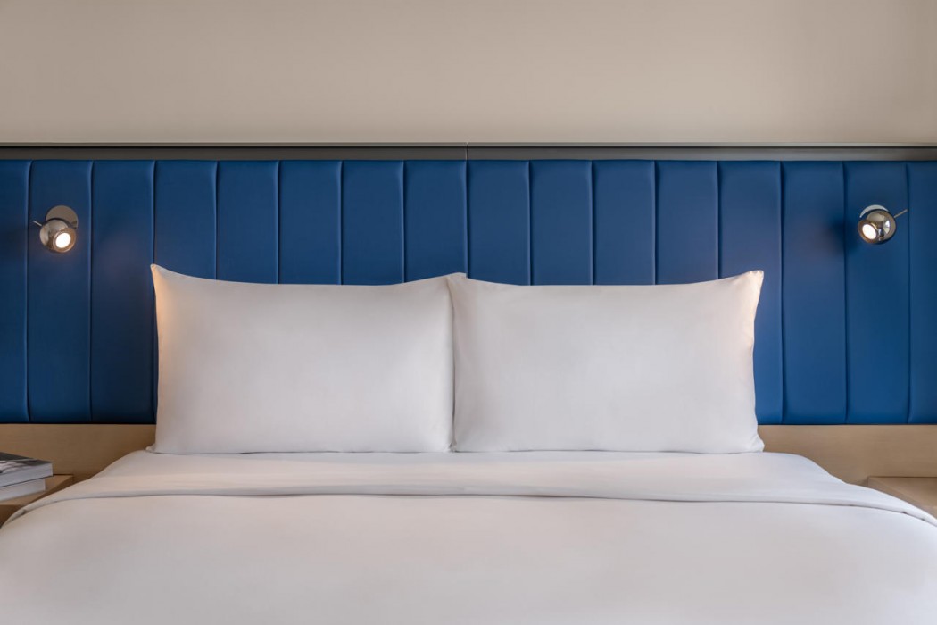 Yas Plaza Bay by IHG 50/114