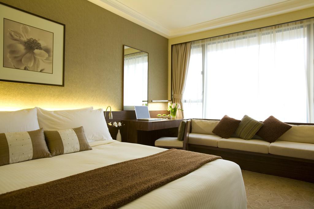Premier Room.