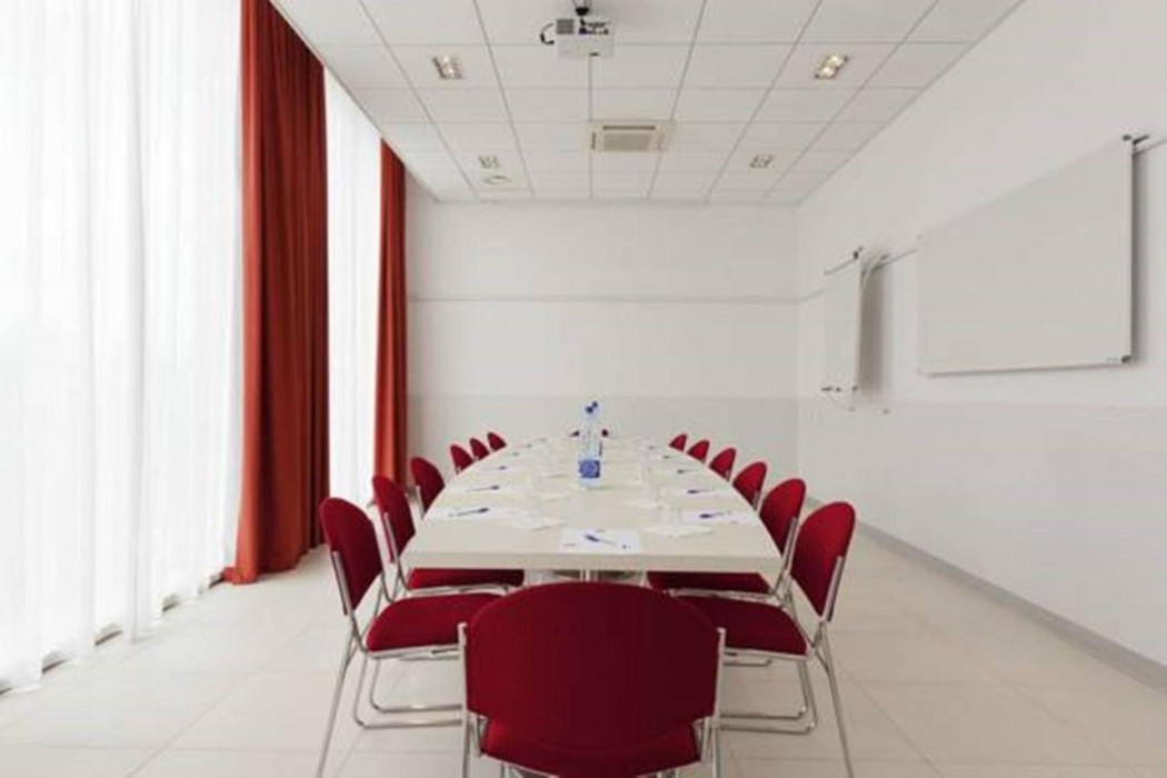 ibis Malabo 25/43