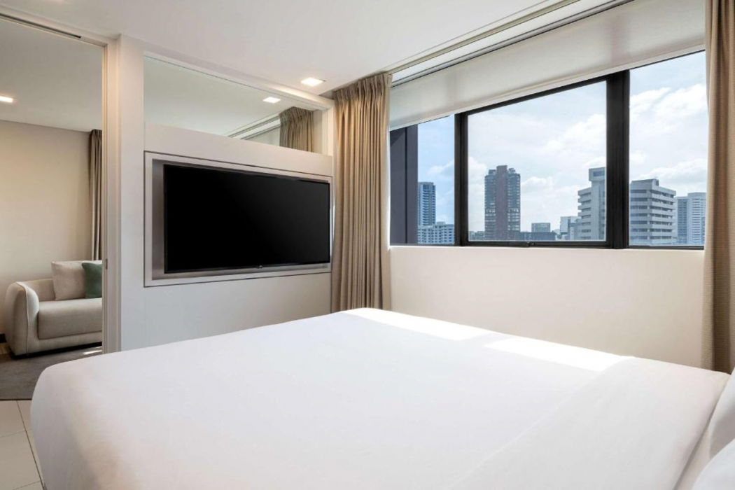 Novotel Living Singapore Orchard 12/60