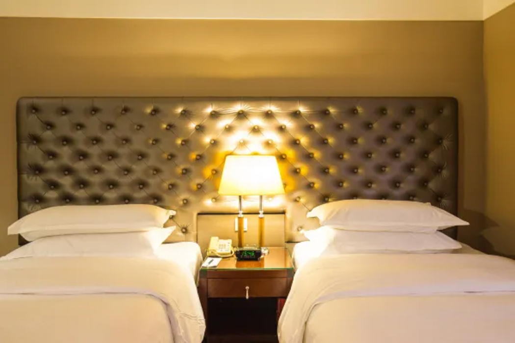 Yanyuan International Hotel 4/10