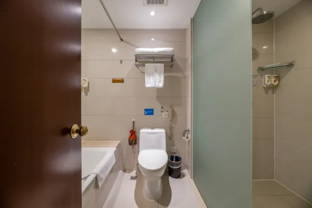 Scholars Hotel (Dongzhen road subway station, Suzhou) 19/32