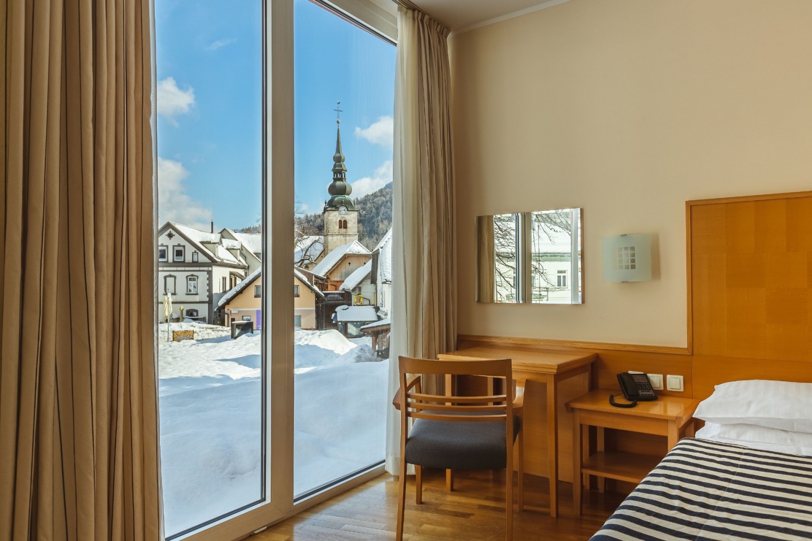 Double Room with Balcony R1