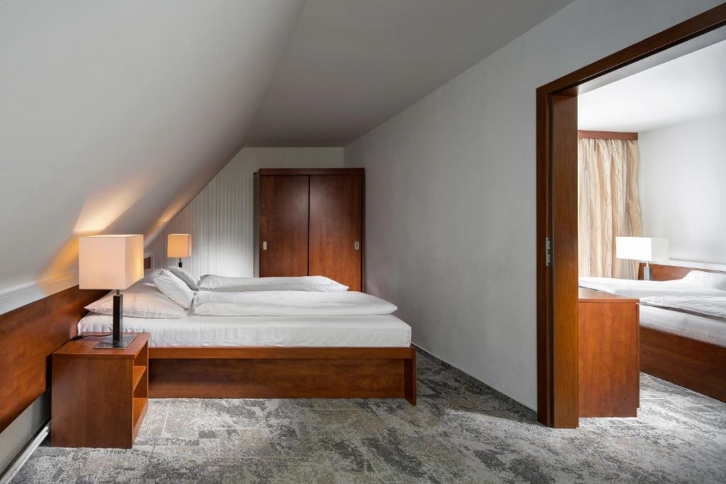 Pinia Hotel and Resort 6/19