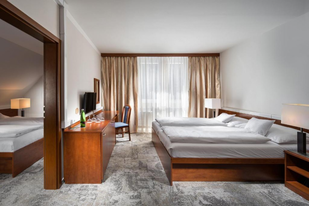 Pinia Hotel and Resort 7/19