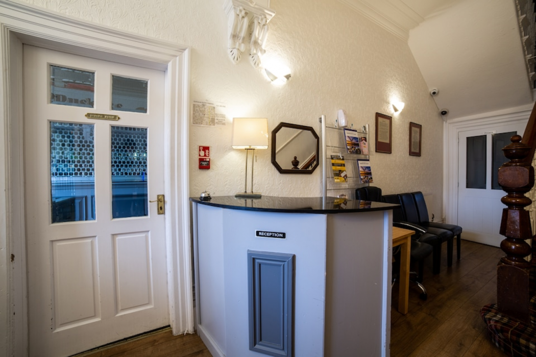 Lobby at OYO The Douglas Hotel, HARTLEPOOL