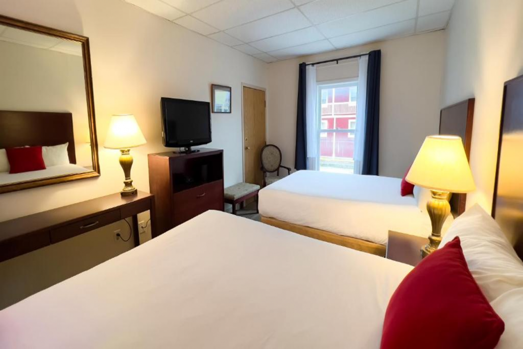 The Downtown, A Coast Hotel 25/58