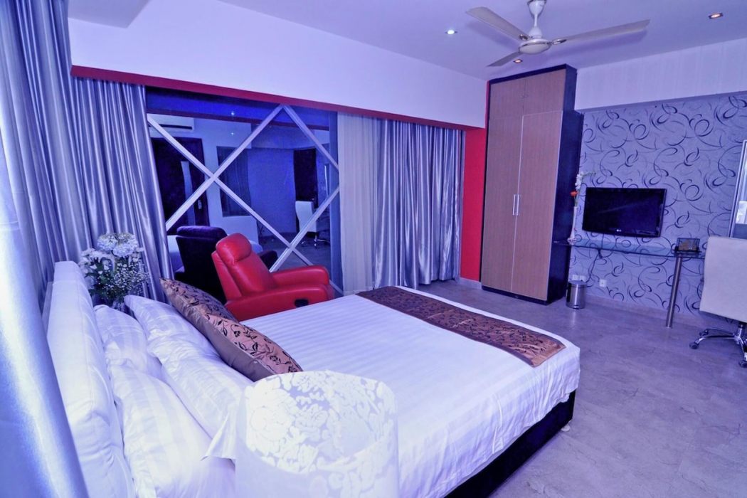 Royal Residence Dhaka 12/59
